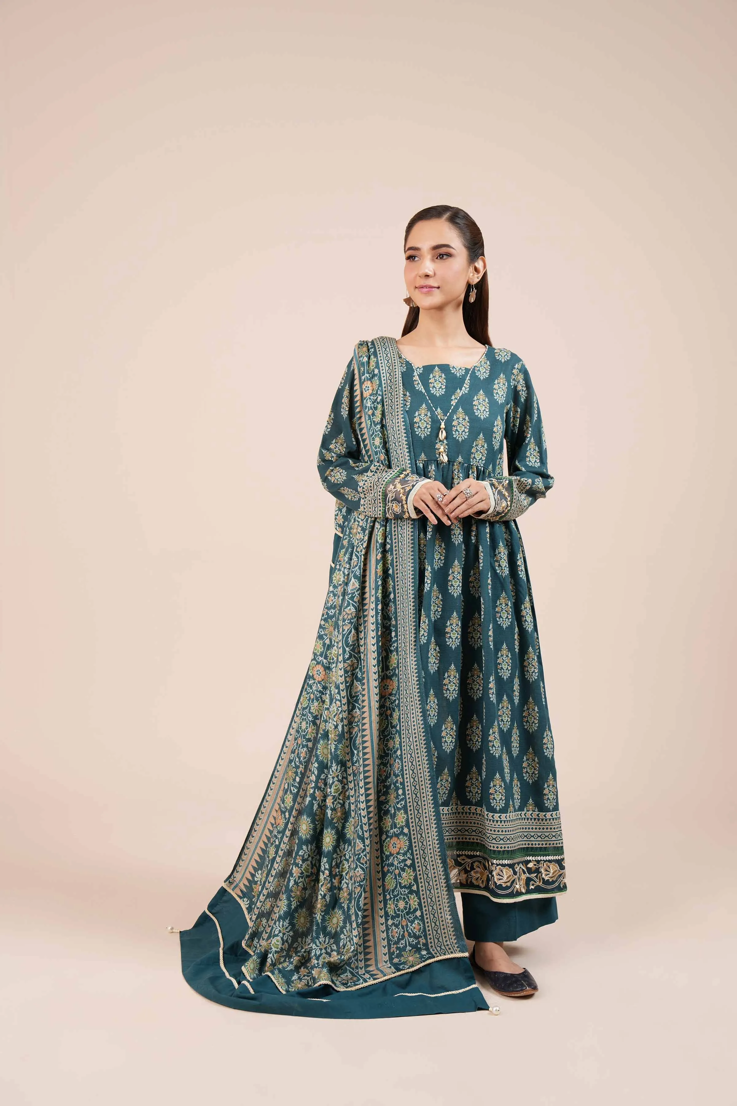 2 Piece - Printed Embroidered Suit - 42404085