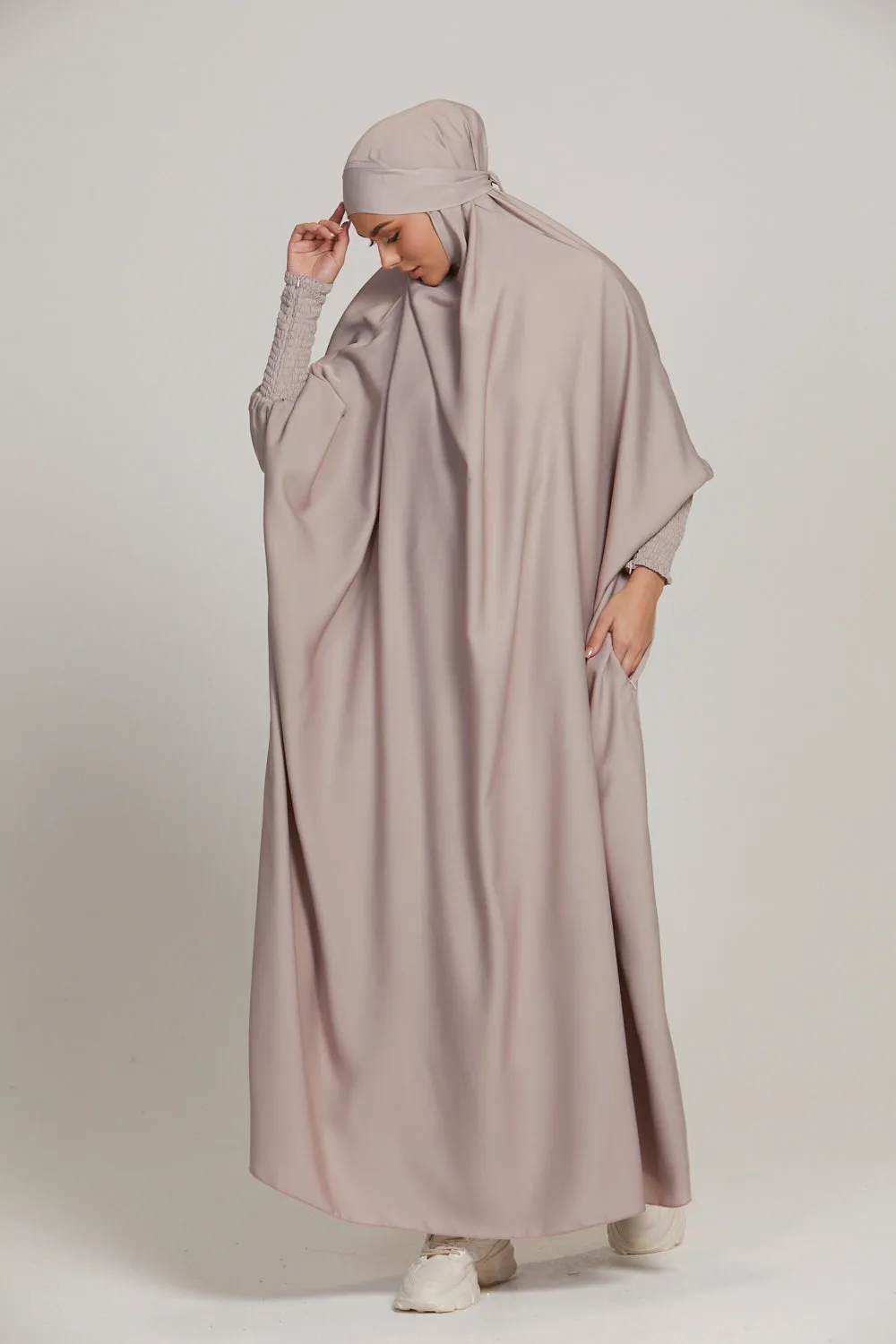 One Piece Full Length Jilbab/ Prayer Abaya - Zipped Cuffs And Pockets - Nude Mink