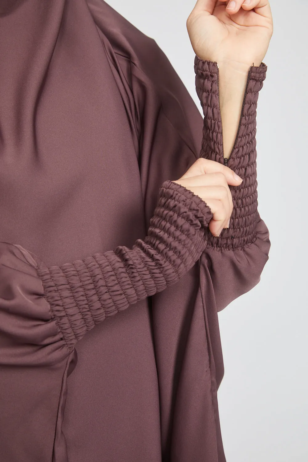 One Piece Full Length Jilbab/ Prayer Abaya - Zipped Cuffs And Pockets - Wild Mulberry