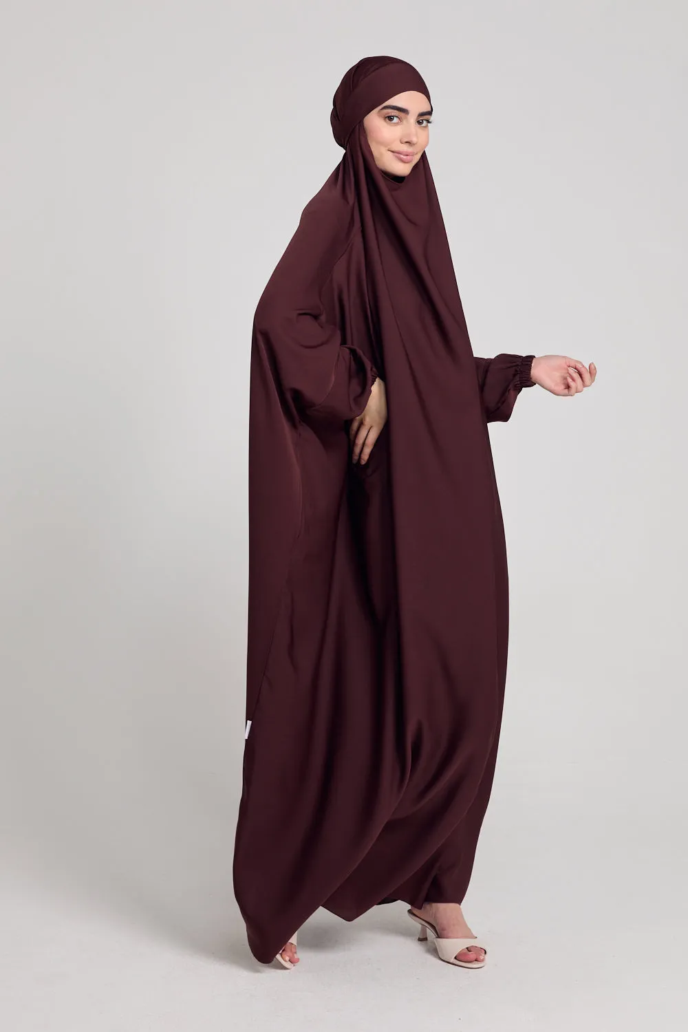 One Piece Full Length Jilbab/Prayer Abaya - Elasticated Cuff - Bitter Chocolate