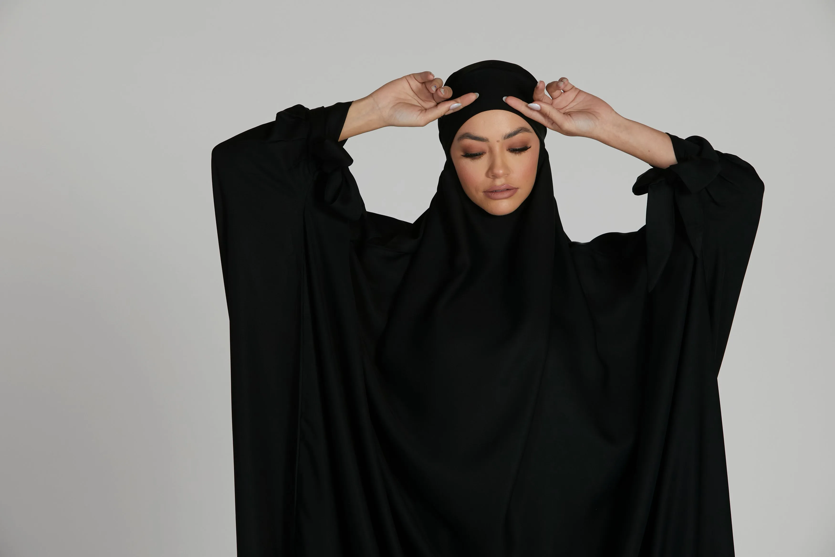 One Piece Full Length Jilbab/Prayer Abaya - Tie Up Cuffs - Black