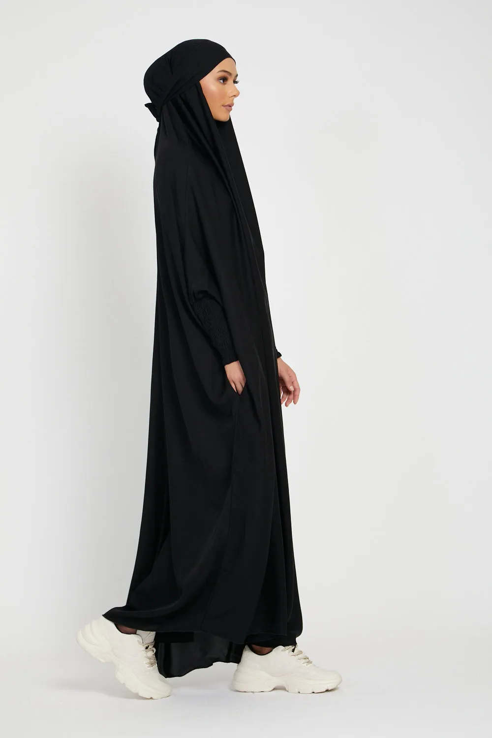 One Piece Jilbab/Prayer Abaya - Zipped Cuffs And Pockets - Black