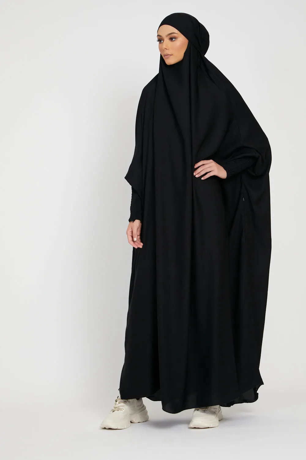 One Piece Jilbab/Prayer Abaya - Zipped Cuffs And Pockets - Black