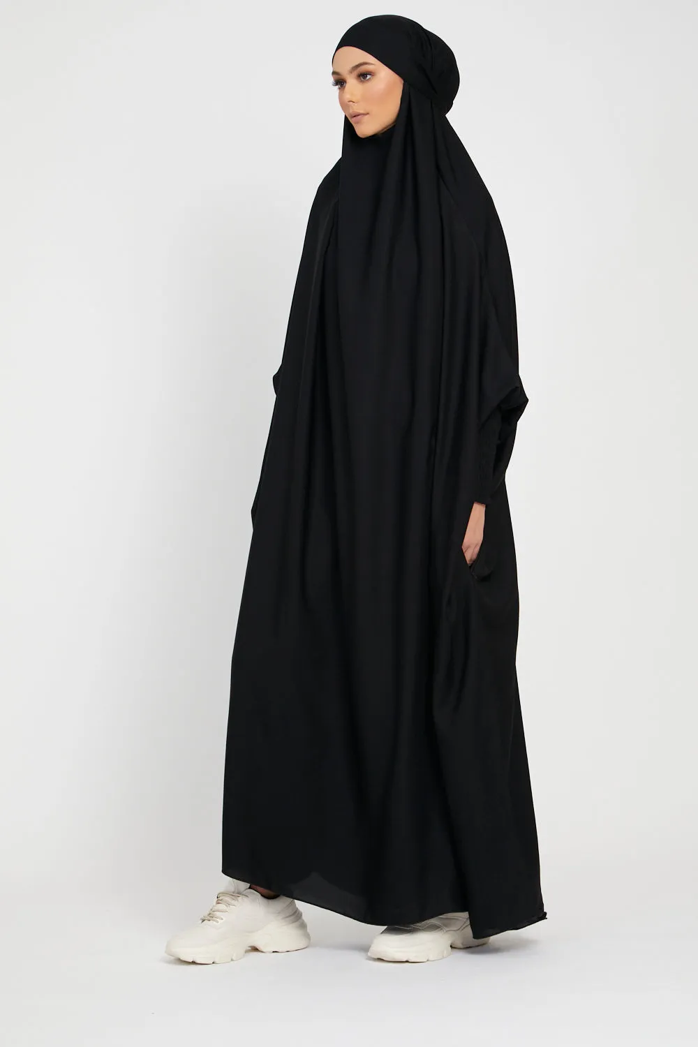 One Piece Jilbab/Prayer Abaya - Zipped Cuffs And Pockets - Black